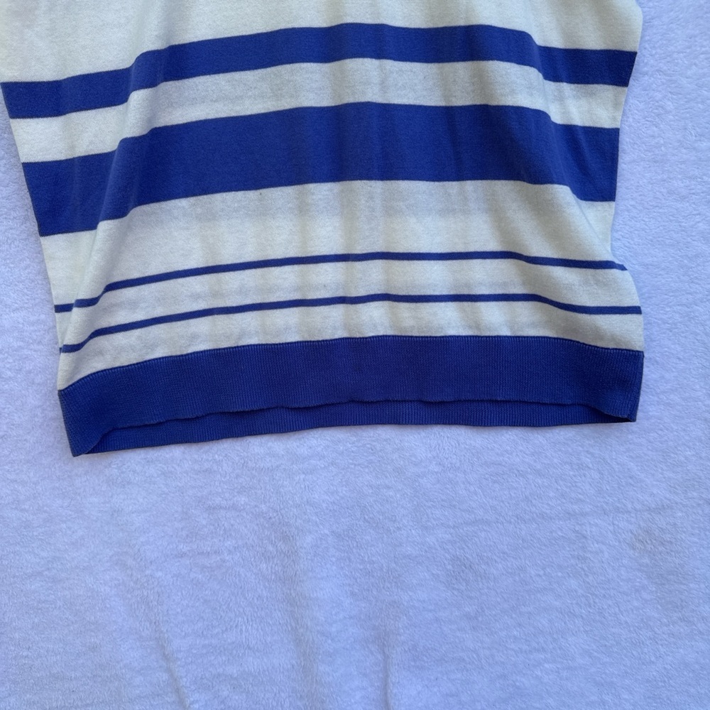 GAP Blue and White Striped Top - Picture 5 of 9